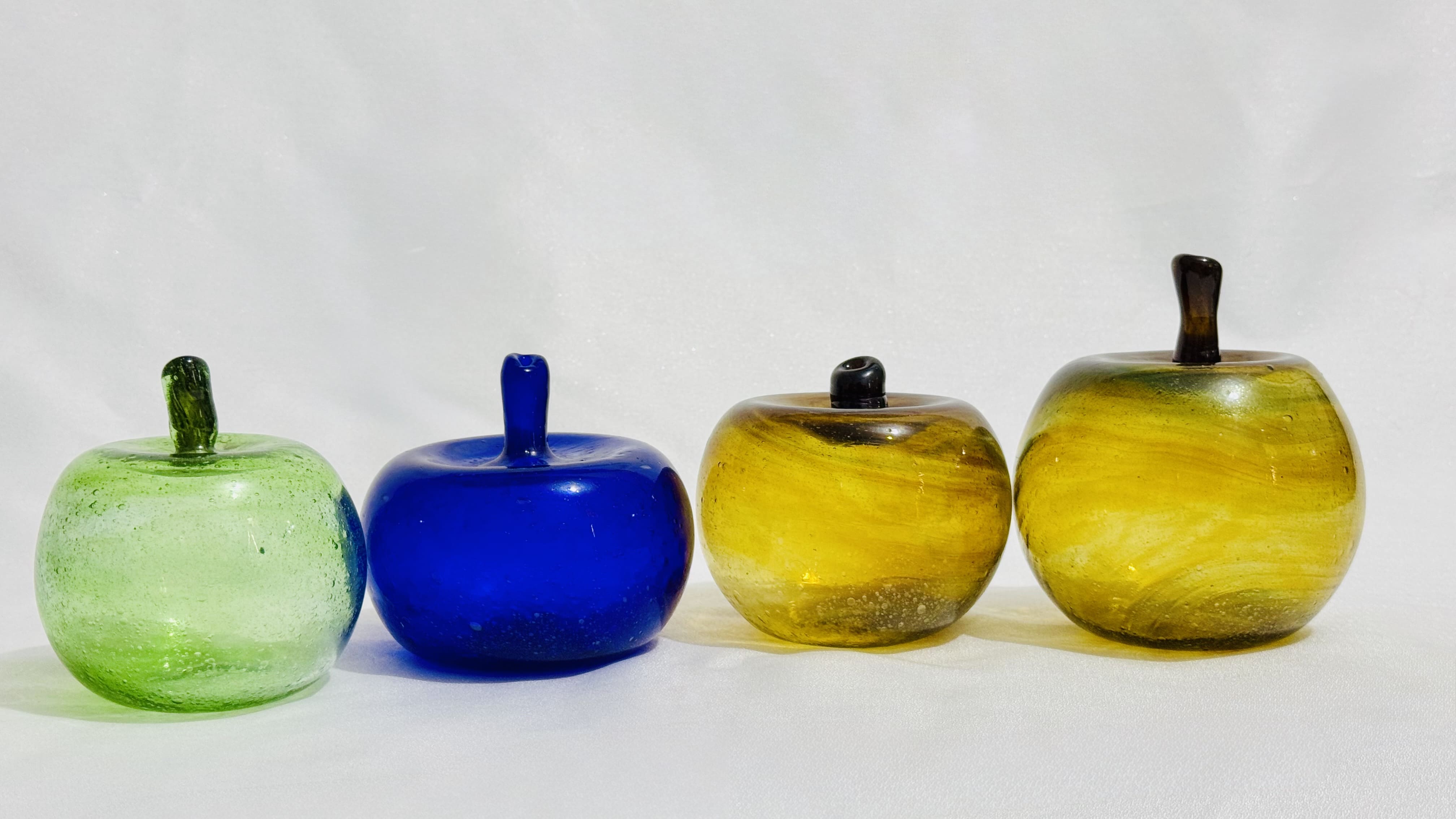 Decorative Glass Apples