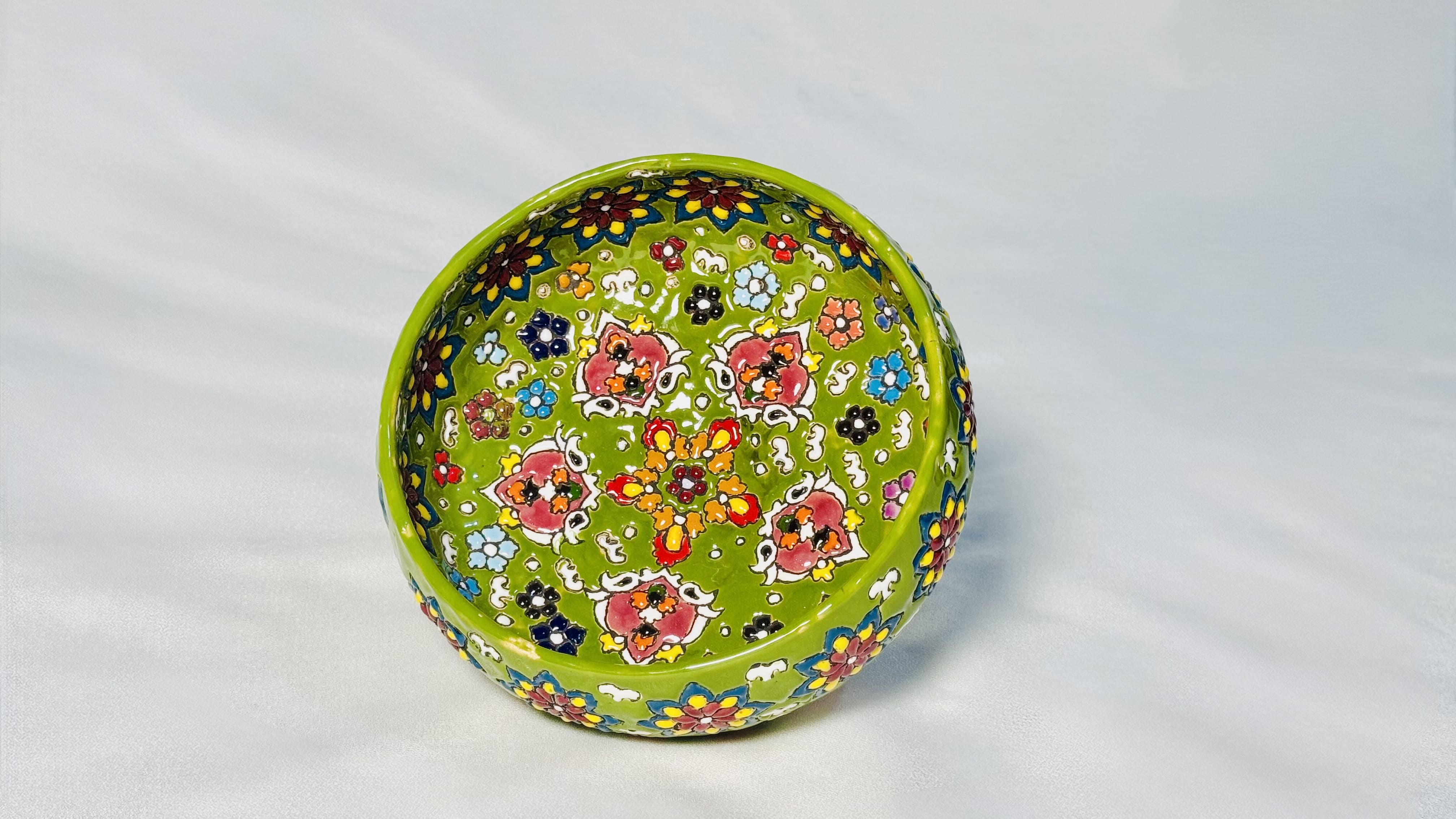 Enameled pottery bowl