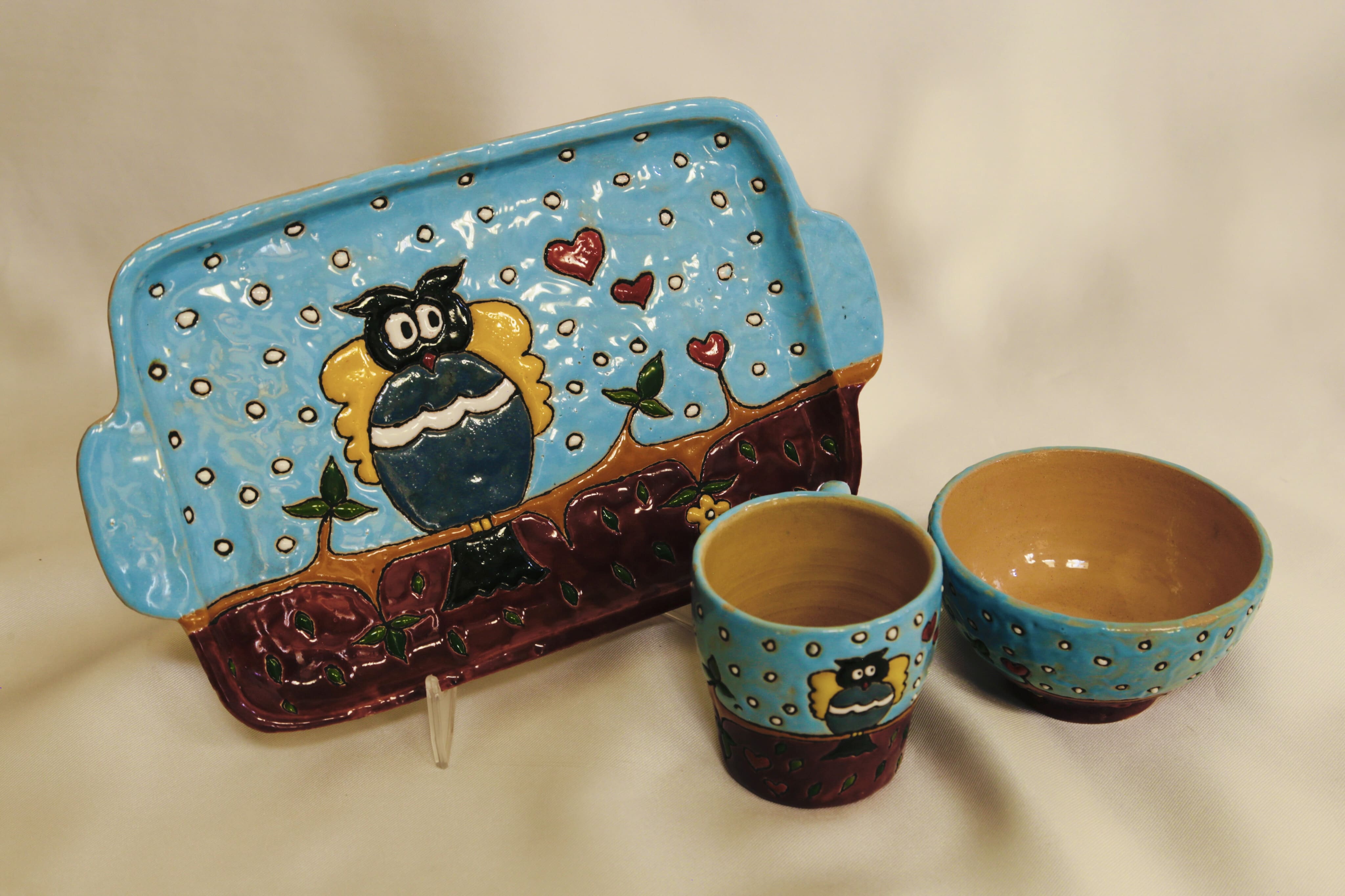 Enameled pottery kids dish