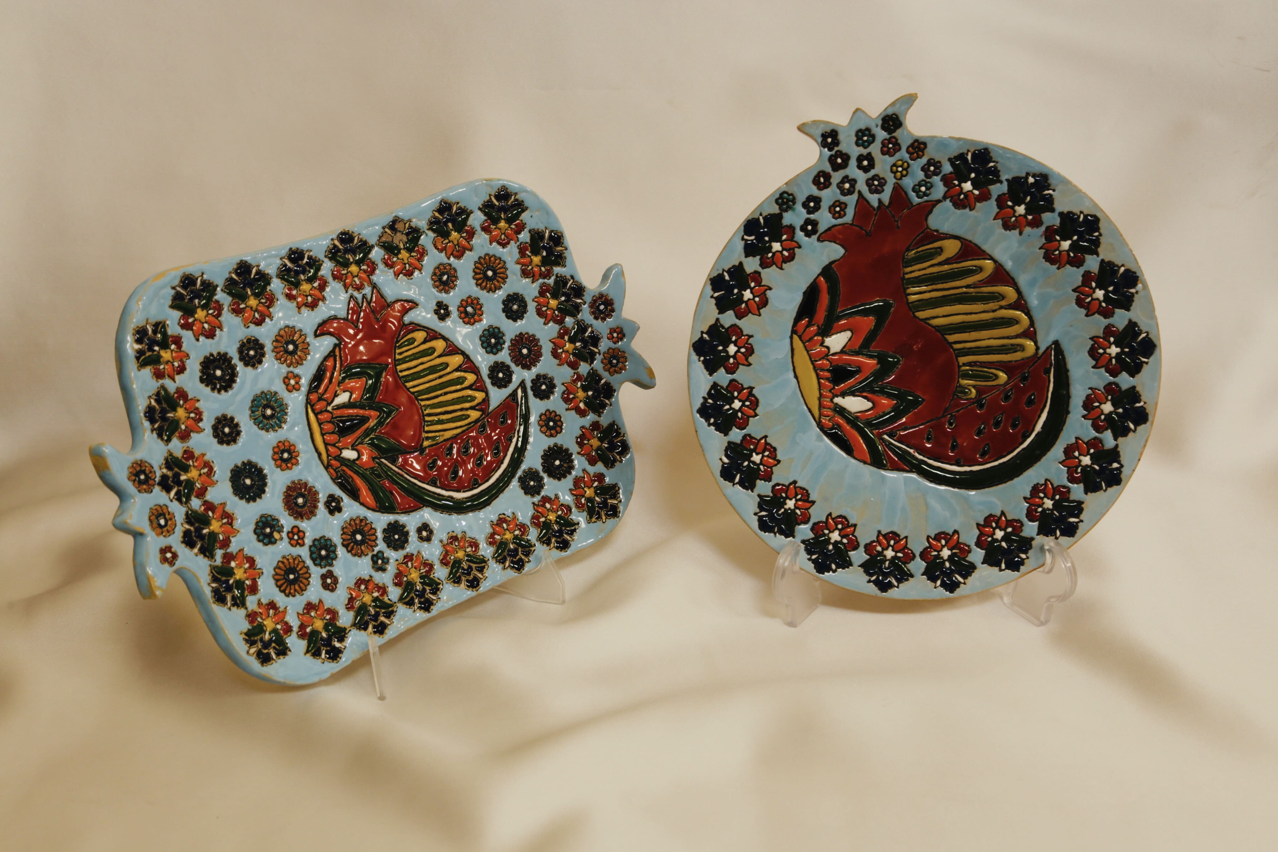 Enameled pottery yalda set